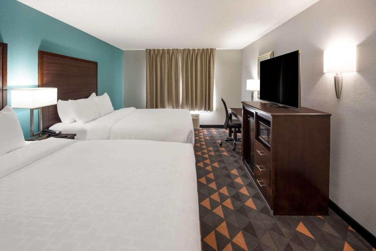 Clarion Pointe Indianapolis Northeast Hotel Castleton Kültér fotó